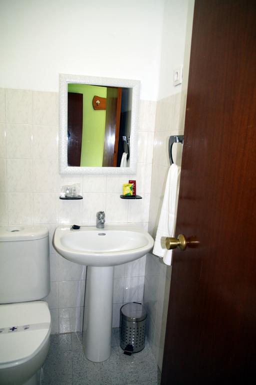 Hostal Asturias Hotel Jarilla Luaran gambar