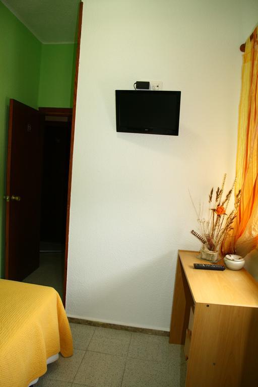 Hostal Asturias Hotel Jarilla Luaran gambar